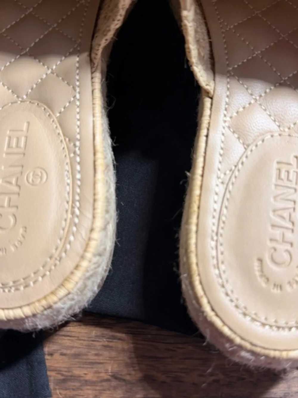 CHANEL Espadrilles Cream w Black Toe Size 39/US 9 Brand New, Never Worn